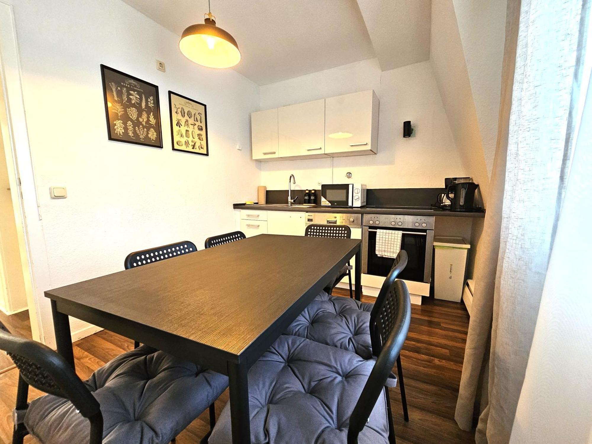 מירבוש Lovely City House חדר תמונה