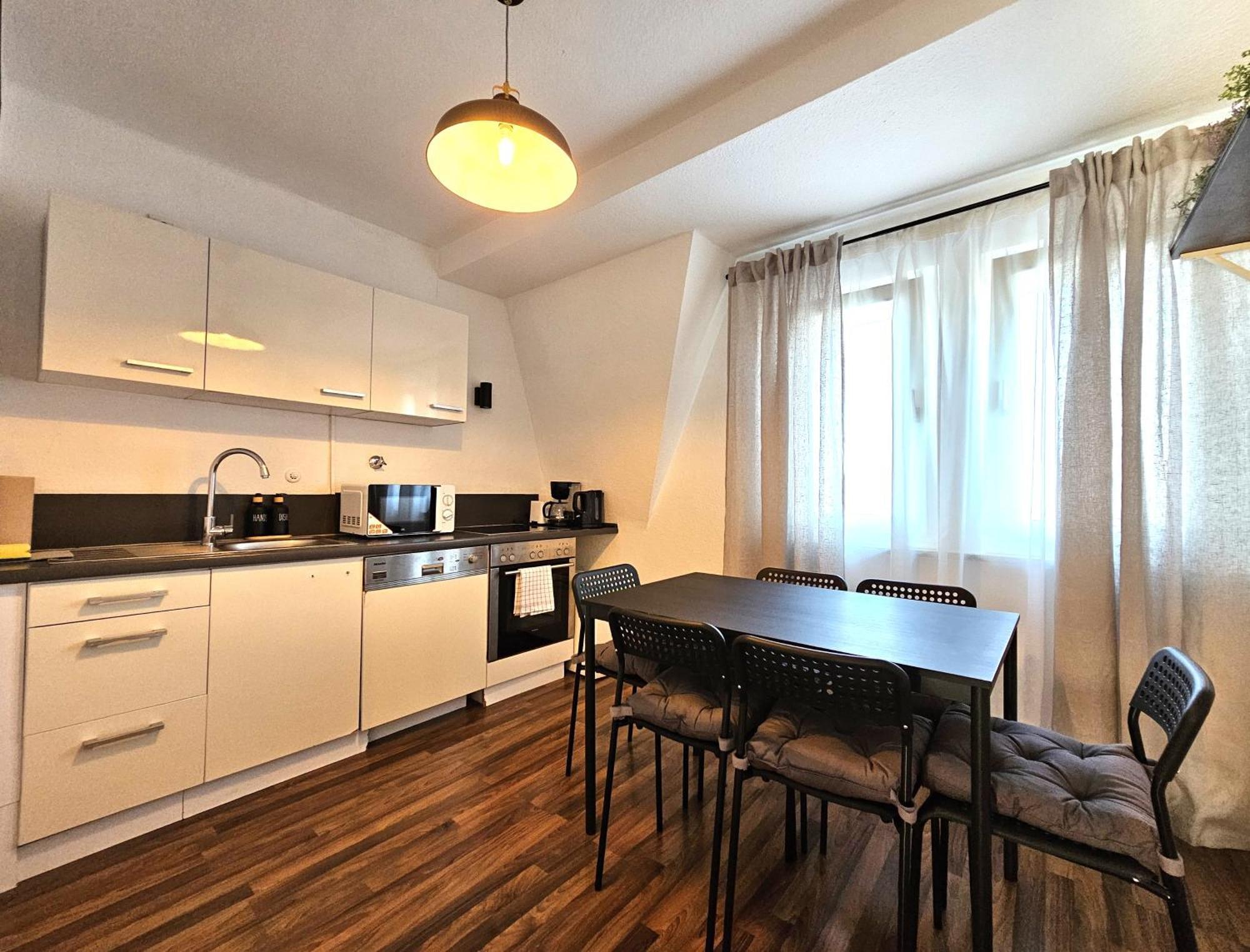 מירבוש Lovely City House מראה חיצוני תמונה